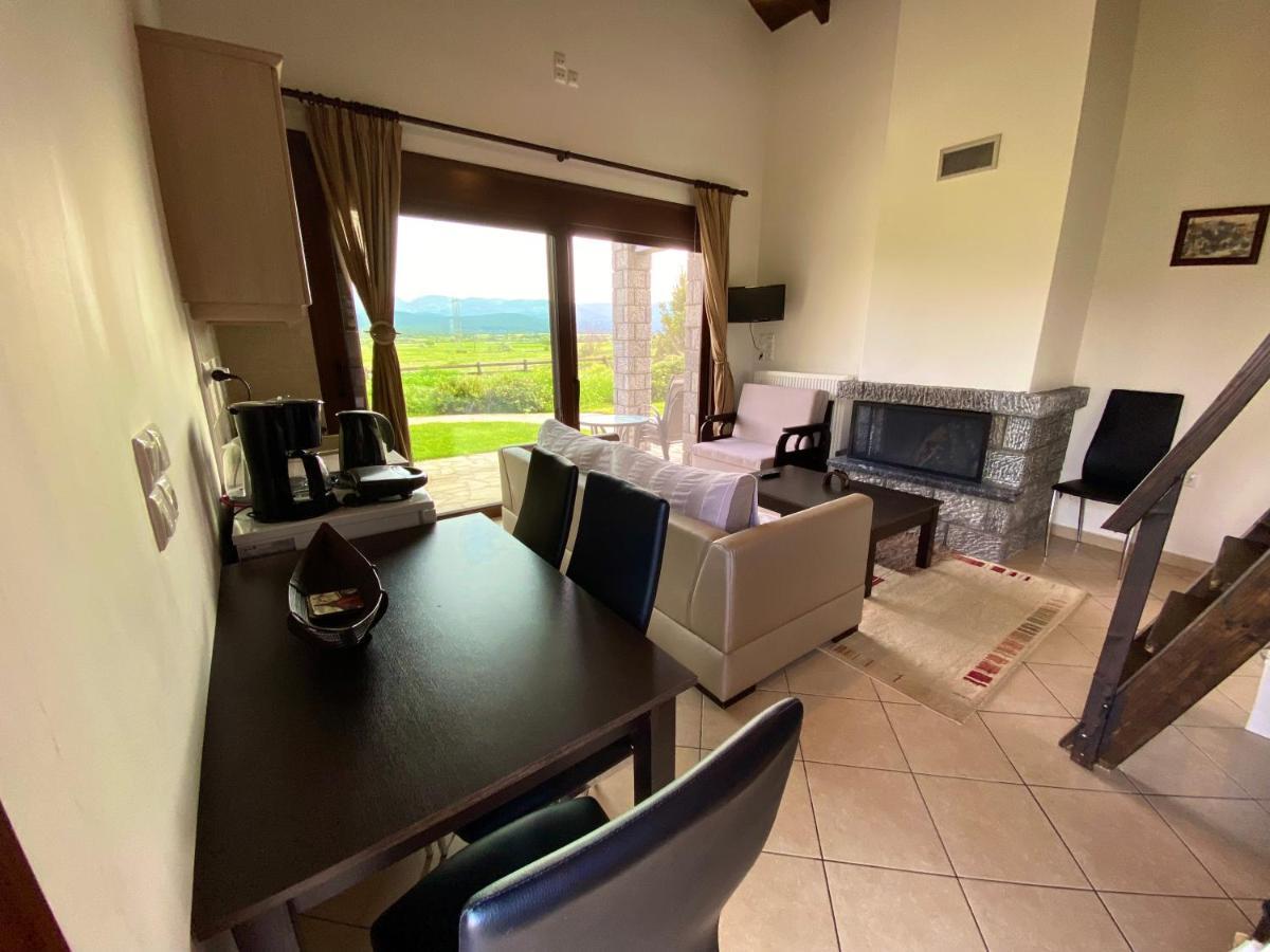 Lithos Villas Amfiklia Luaran gambar